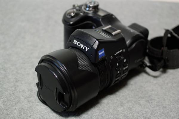 SONY F828 デジタルカメラ 本体 バッテリー 充電器 CFカード付 SONY