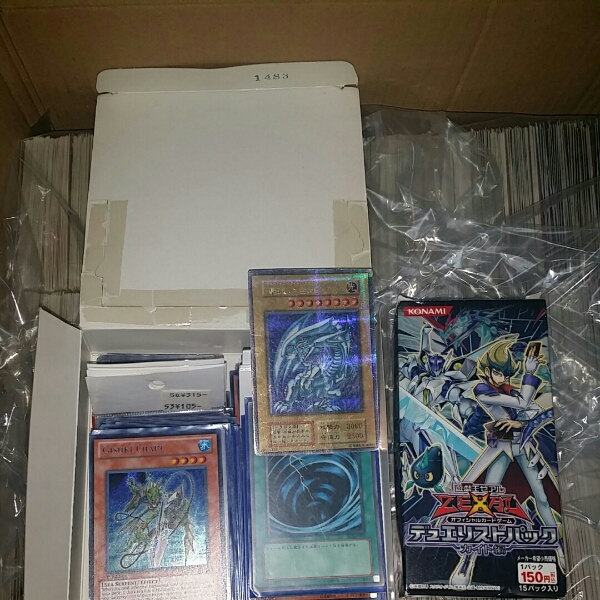 遊戯王　段ボール1箱分　まとめ売り　01