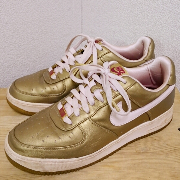 NIKE ナイキ エアフォース1ロー スニーカー 金×薄桃 315186-761