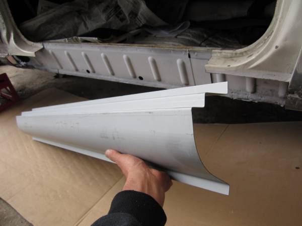 ハコスカ サイドステップパネル