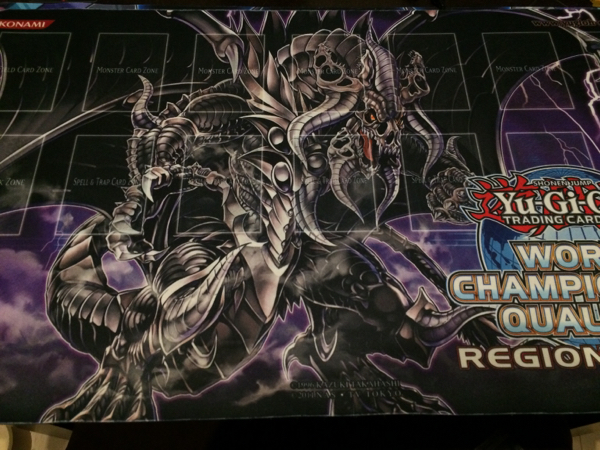 遊戯王 プレイマット 暗黒界の龍神 グラファ 公式 WCQ2012 【公式通販】