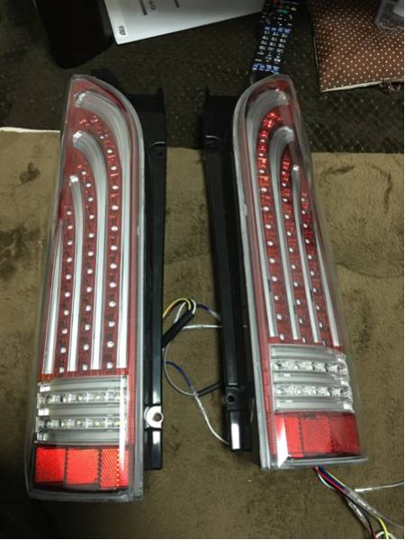 HELIOS ヘリオス 200系ハイエース テールランプ