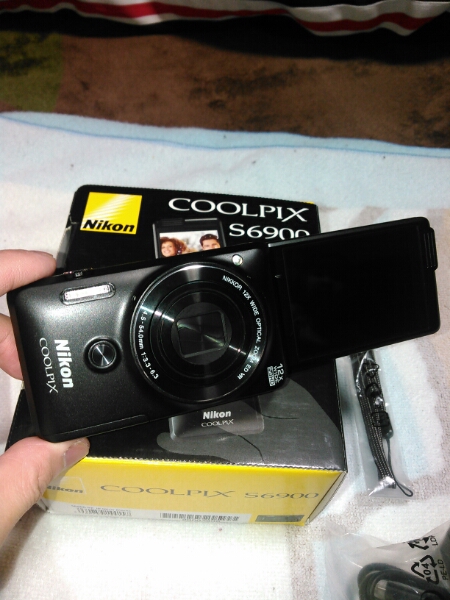 Nikon デジタルカメラ COOLPIX S6900 中古 美品 自撮り用デジカメ