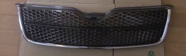 NZE12＃　後期　カローラ フィールダー　純正　フロントグリル