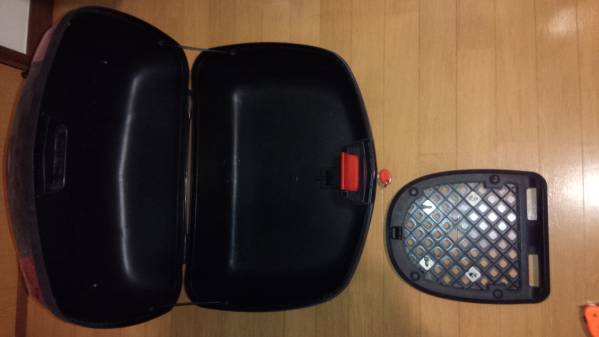 46L トップケース　リアボックス ベース装着式