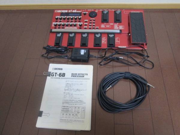 ◆値下げ◆ BOSSベースマルチエフェクターGT-6B【社外ケース付】
