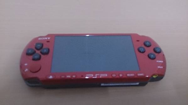 PSP◆PSP本体 3000 レッド/ブラック◆中古