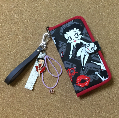 大人可愛いBETTY BOOPのiPhone6(6s)手帳型ケース☆ベティちゃん
