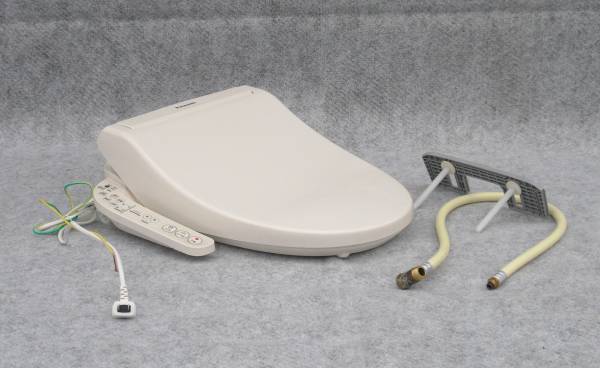 温水洗浄便座 パナソニック DL-EG10ーCP ジャンク品 建築材料、住宅