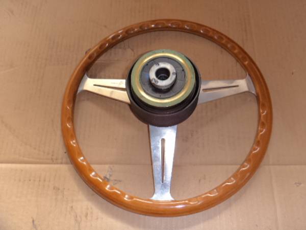 ナルディ? 木 ウッド 3本スポーク 社外 ジャンク品 自動車、オートバイ