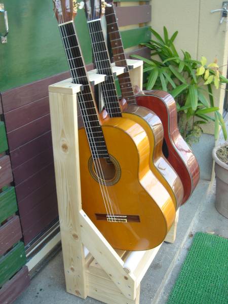 ギタースタンド　手作り　３本立て　安定感抜群　