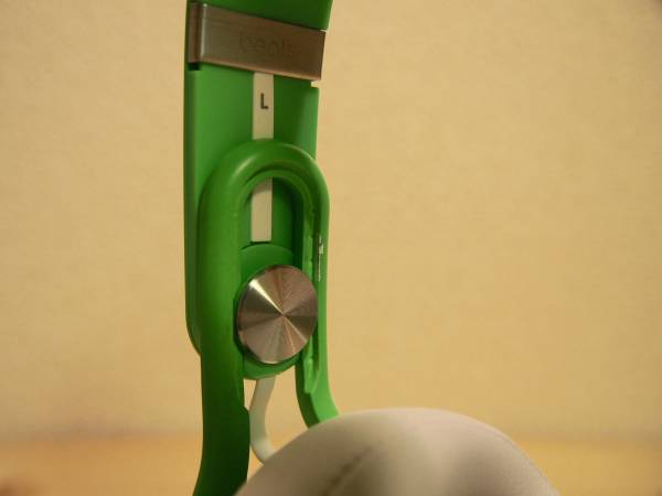 beats by Dr. Dre mixr ☆ネオングリーン☆ 廃番色 付属品有り Beats