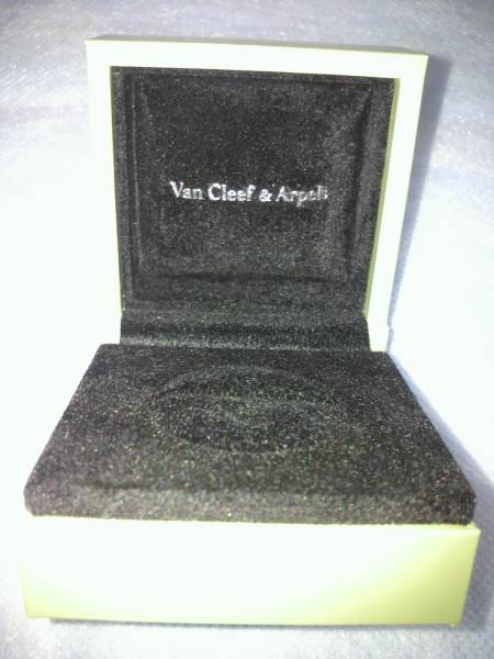ヴァンクリーフ Van Cleef&Arpels リングケース 指輪ケース 空箱