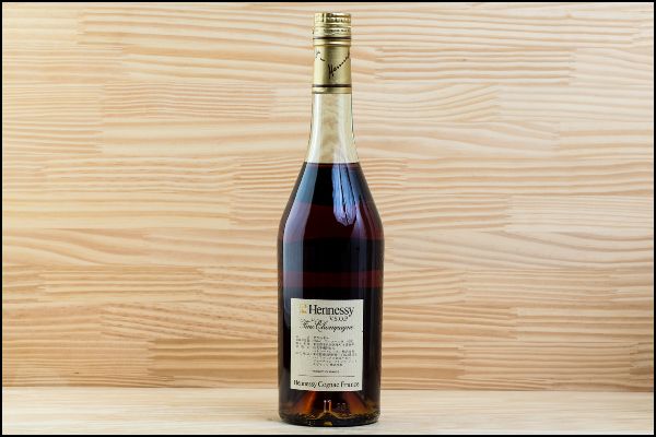 VSOP ヘネシー Hennessy Fine Champagne 700ml ファインシャンパーニュ
