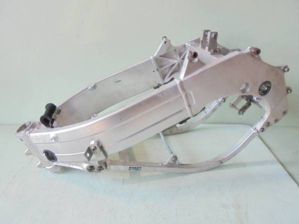 スズキ RGV250 V型 ガンマ VJ22A メインフレーム