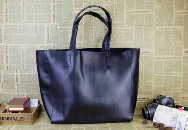 Ｌ69326◆本革◆レザー トートバック◆新品未使用 黒　