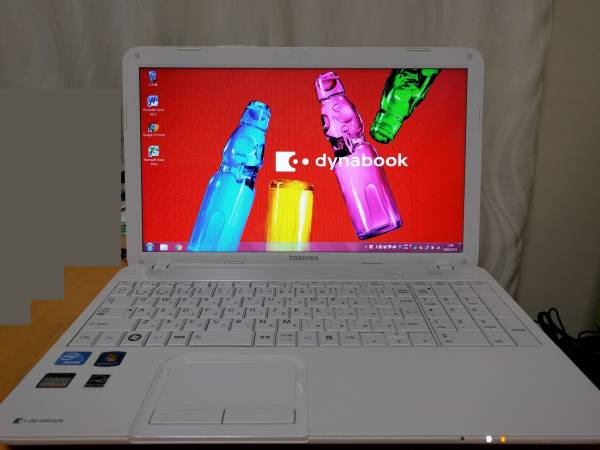 美品　東芝 dynabook ノートB452/22F ホワイト320GB office付き