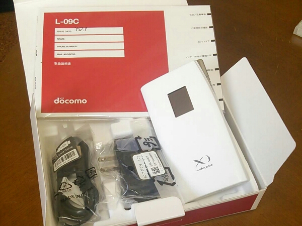 【送料無料】docomo モバイルルーター L-09C