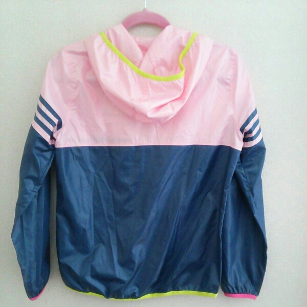 アディダス 薄手ナイロンパーカー 美品 Mサイズ_2