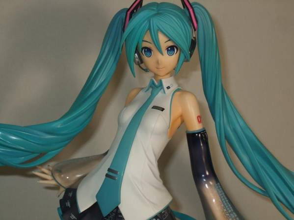 初音ミクV3　1/4 フリーイング★改造リペイント★キャストオフ可