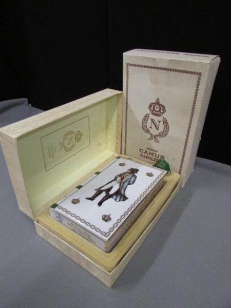 【古酒　カミュ　ナポレオン　ブック】白色　未開栓　替栓　箱付