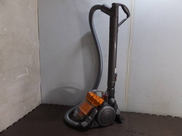 ｆ；dyson【ダイソン】DC26/サイクロン掃除機