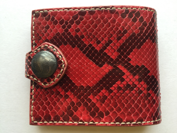 FUNNY ファニー 新品展示品 未使用品 ヘビ柄ハーフウォレット