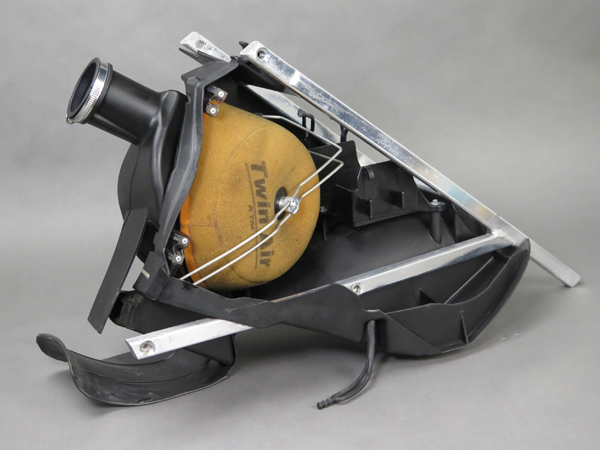 KTM250EXC VBKRCA エアクリーナーボックス！シートレール　167