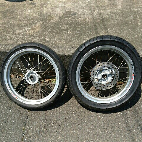 ☆CRM250R AR モタードホイール DID 17インチ☆ 【公式通販】