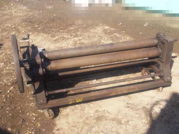 中古★ 電動　3本　ロールベンダー 　板金 3相200V　中古