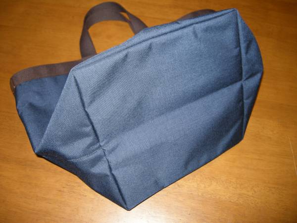 エルベシャプリエ 725C コーデュラ舟型トートL ネイビー×モカ