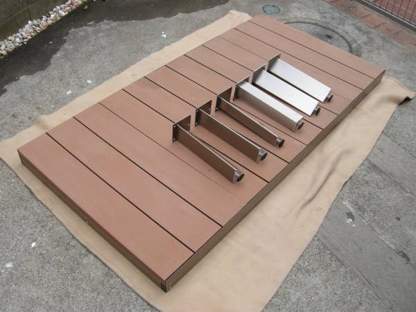 ウッドデッキ（木樹脂）解体撤去・買取事例 - 福岡のエクステリアBEC 