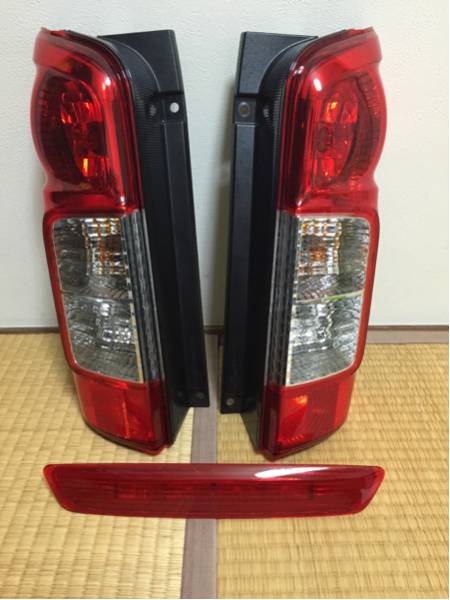 Yahoo オークション キャラバン テールランプ 純正 後期 2026年最新
