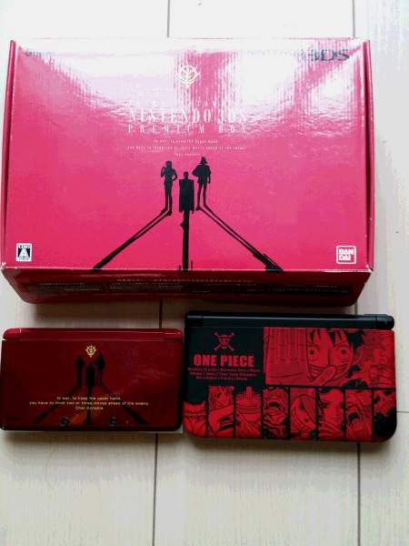 3DSLL本体（ワンピース）＆3DS本体（シャア専用）セット