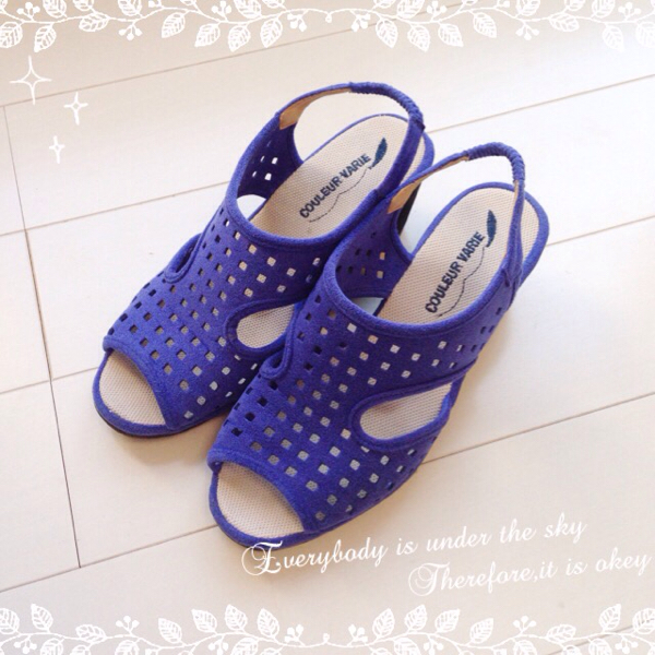 送料込＊クロールバリエ サンダル ブルー＊166-3メ