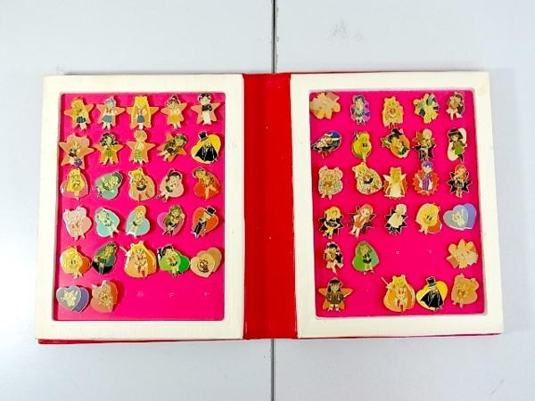 A◆4539◆当時物！セーラームーン ピンズコレクション 54個