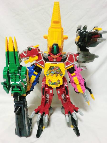 獣電戦隊キョウリュウジャーギガント&バクレツキョウリュウジン