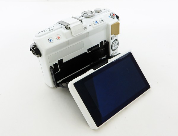 ◇美品【オリンパス】E-PL5 レンズキット + レンズBCL-1580