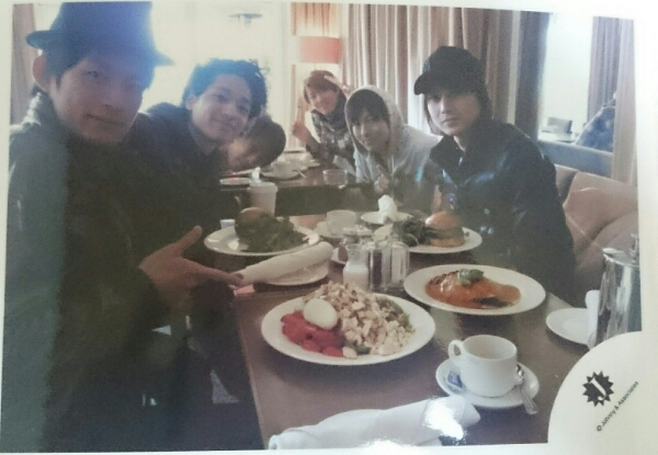 【公式写真】堂本光一 屋良朝幸 ふぉ～ゆ～ オフショット⑬