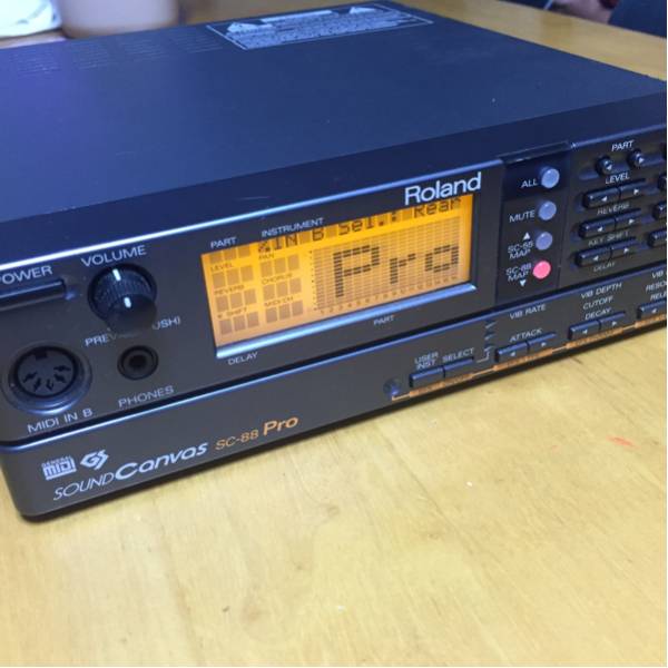 Roland SC-88 Pro音源モジュール 中古美品