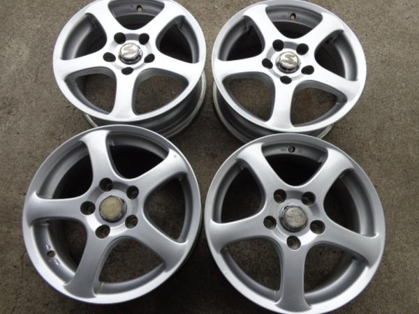 即決！4本set 社外アルミ 15x6J 114.3/5H +45 セレナ