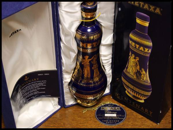 古酒 XA CENTENARY メタクサ センチュリー ブランデー18k 即決 古酒 METAXA メタクサ センテナリー 18K 青陶器ボトル メタクサ