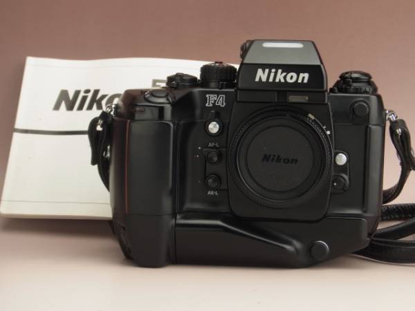 ★美品★ ニコン F4 ボディ 取扱説明書付 #767 F4 Nikon ニコン 使用説明書 説明書付 Body + カタログ 二冊［Nikon
