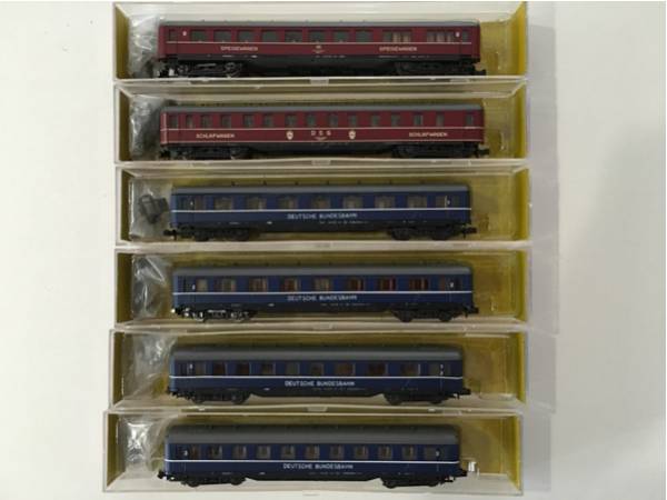 Roco DB N 2. Kl. 02264A Modellbahn Schnellzugwagen German of the