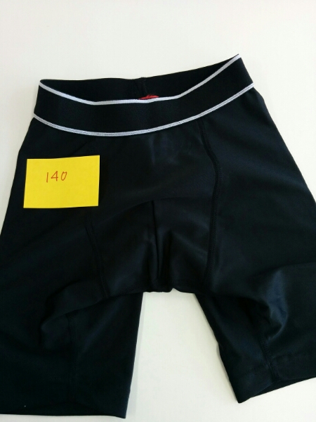 新品未使用スライディングパンツ140黒_1