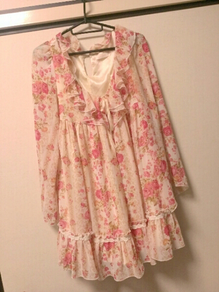 新品 リズリサ 花柄シフォンワンピース LIZ ワンピース 花柄 | 今話題