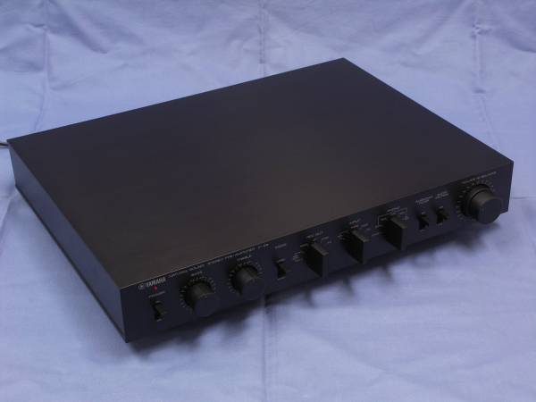 ☆ 中古コントロールアンプ　YAMAHA C-2a ☆