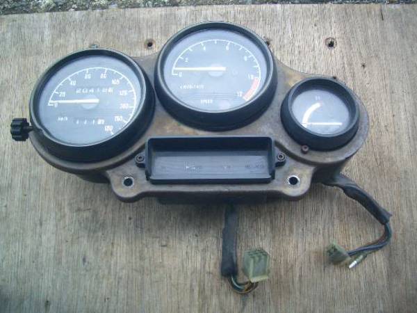 初期型TZR250 純正メーターAssy 1KT ノーマルメーター 旧車 オートバイ