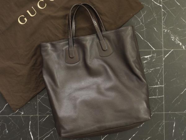 ☆グッチ 上質鹿革イントレハンドル付き最高峰レザーバッグ☆ 18万
