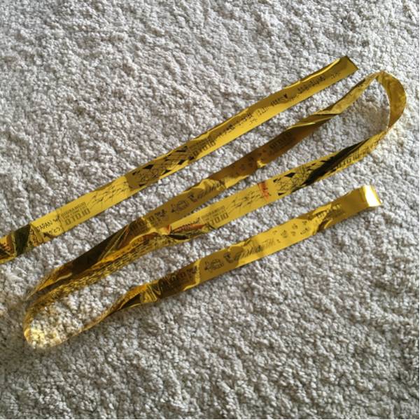 Big Bang 大阪 長居 金テープ Bigbang 売買されたオークション情報 Yahooの商品情報をアーカイブ公開 オークファン Aucfan Com